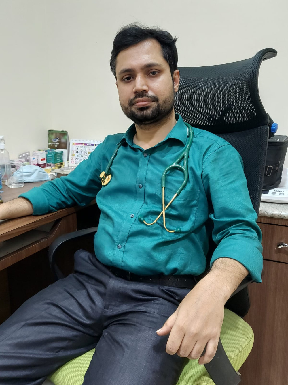 Dr. Dhrupad Ray logo